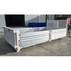 Février 2026 : benne à ridelles renforcée avec plancher bois