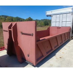 Benne TP avec porte universelle et support de rampe
