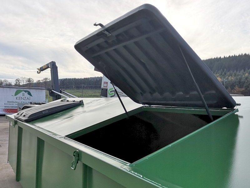 Capot plastique