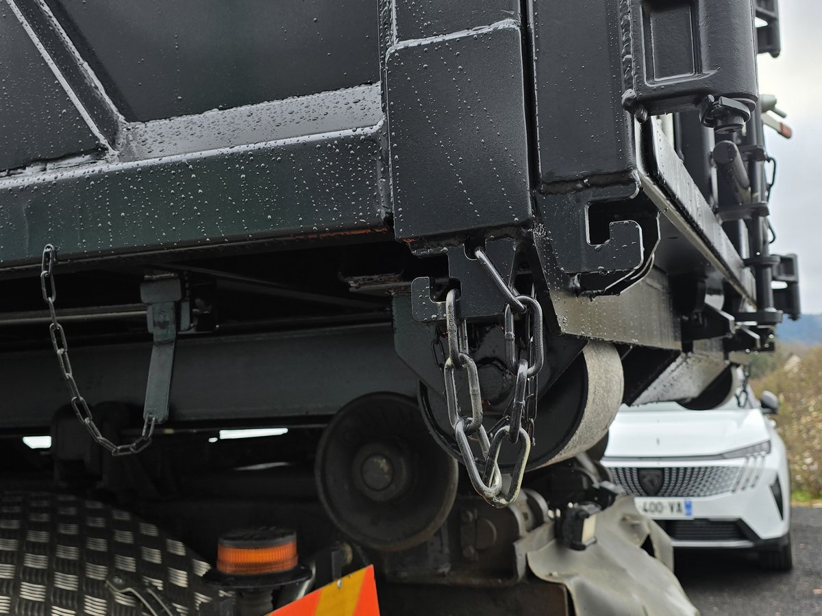 Déc 2025 : benne TP monocoque en Hardox Déc 2025 : benne TP monocoque en Hardox