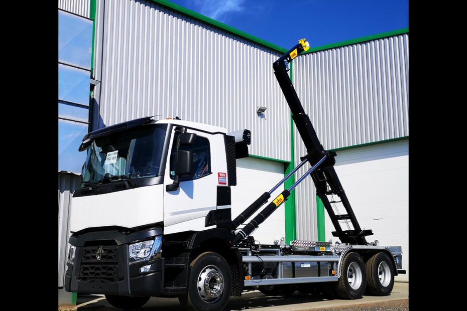 Avril 2020 - Bras hydraulique Hyva sur PL 6.2T
