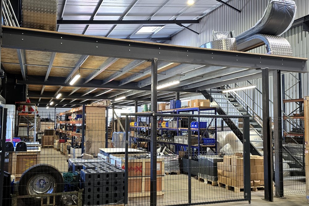 Magasin et stockage des pièces de bennes